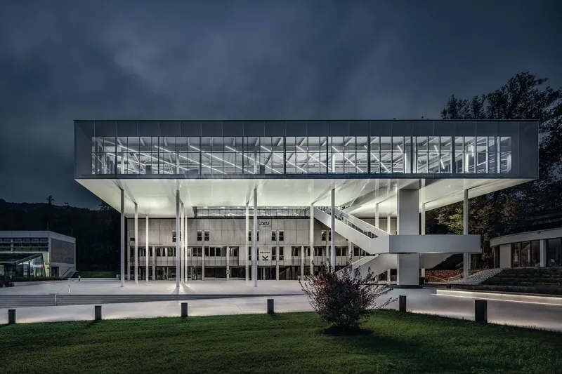 JKU LEARNING CENTER – 3